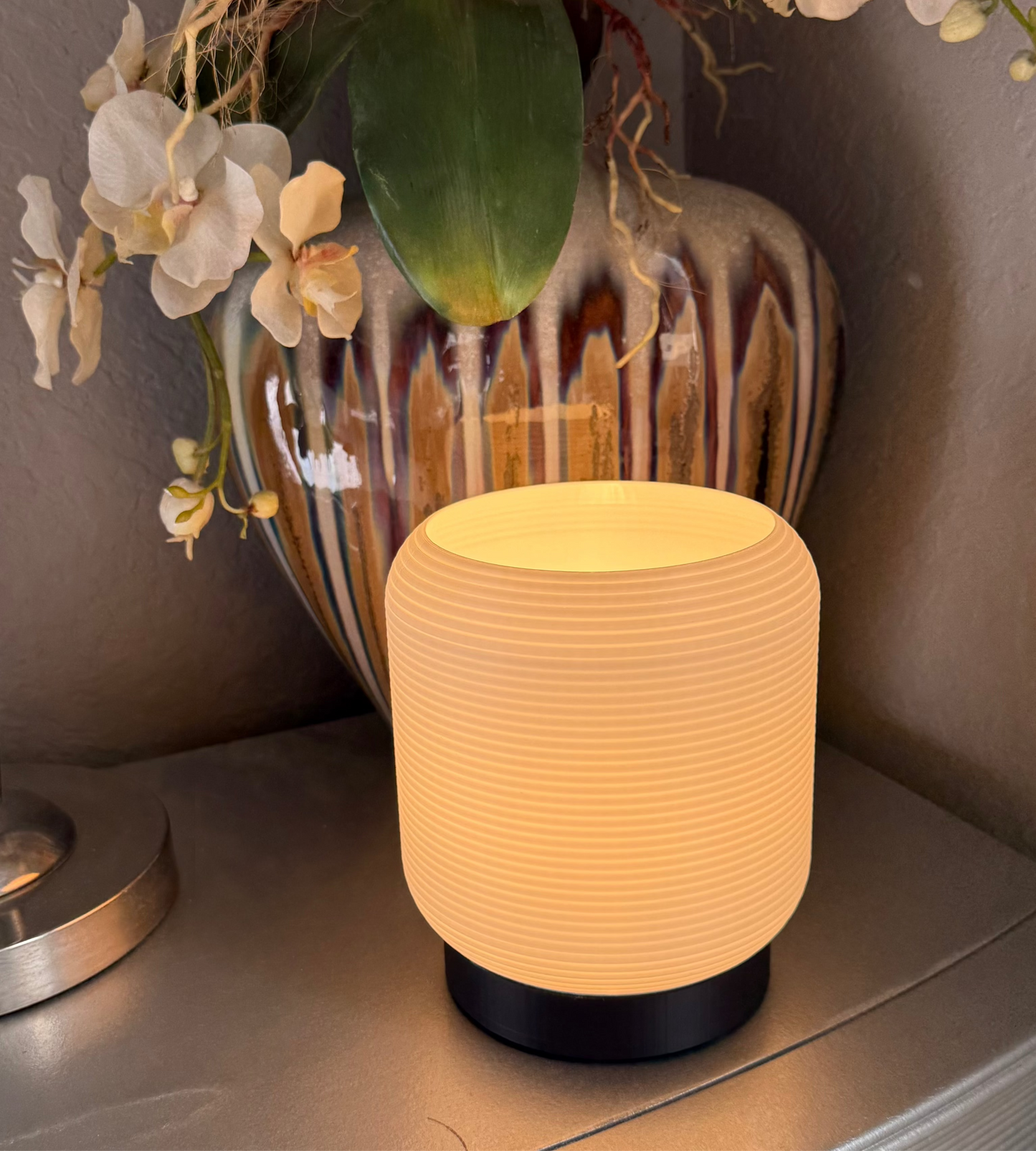 Cosmos Smart Table Lamp by LUXURA.