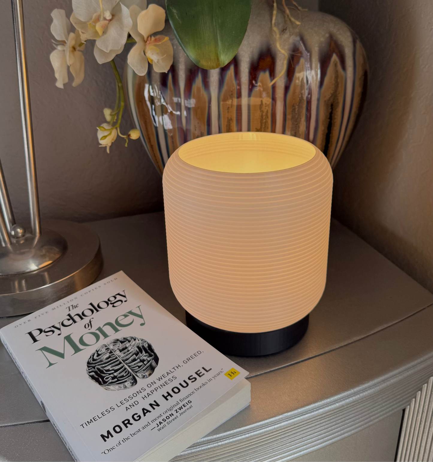 Cosmos Smart Table Lamp by LUXURA.